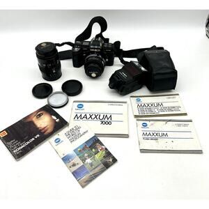 Minolta Maxxum 7000 35mm Film Camera With 2 Lenses Flash And Manuals PARTS ONLY
